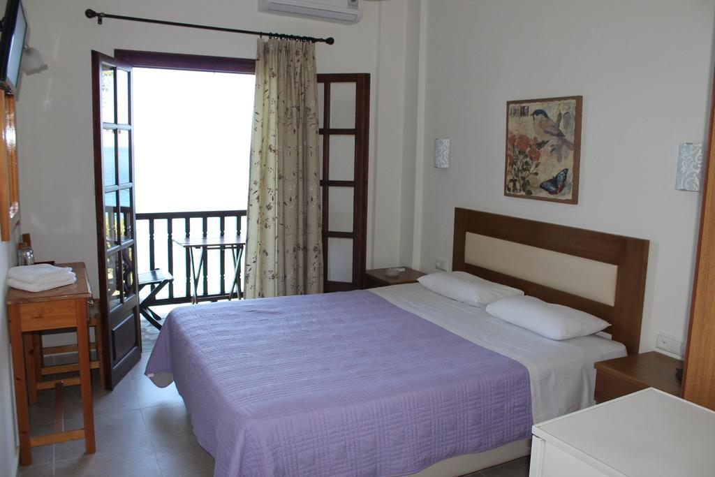 To Mpalkoni Hotel โคเรฟตอน ห้อง รูปภาพ